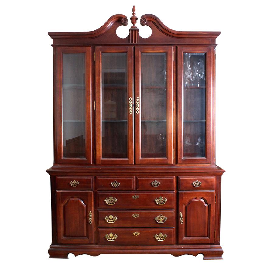 broyhill curio cabinet traditional colonial style china cabinet by broyhill curio cabinets